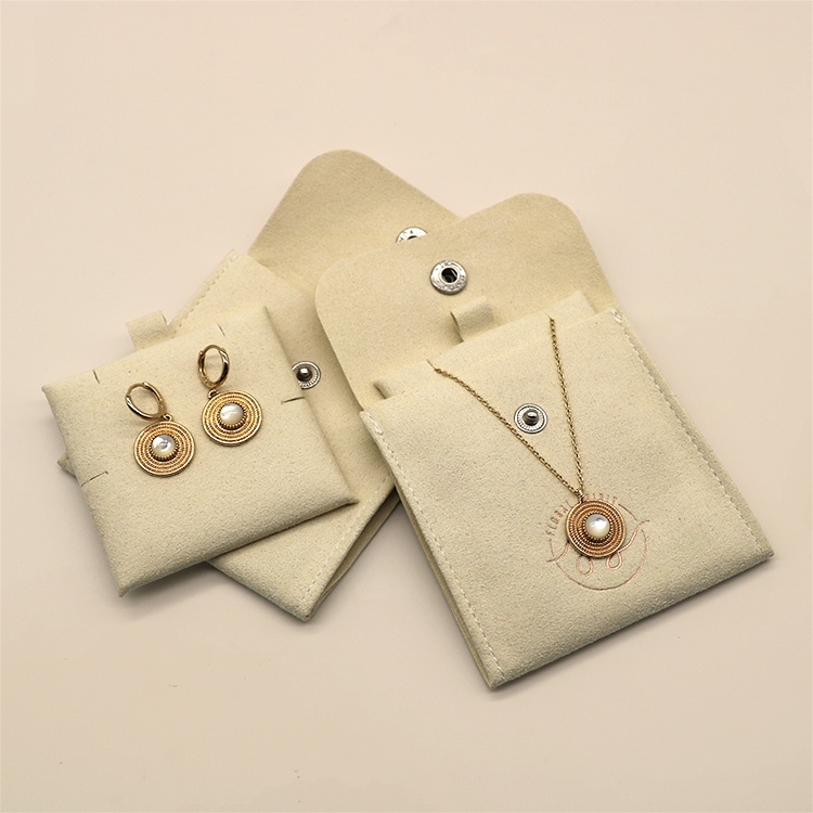 POUCH BAG (7)