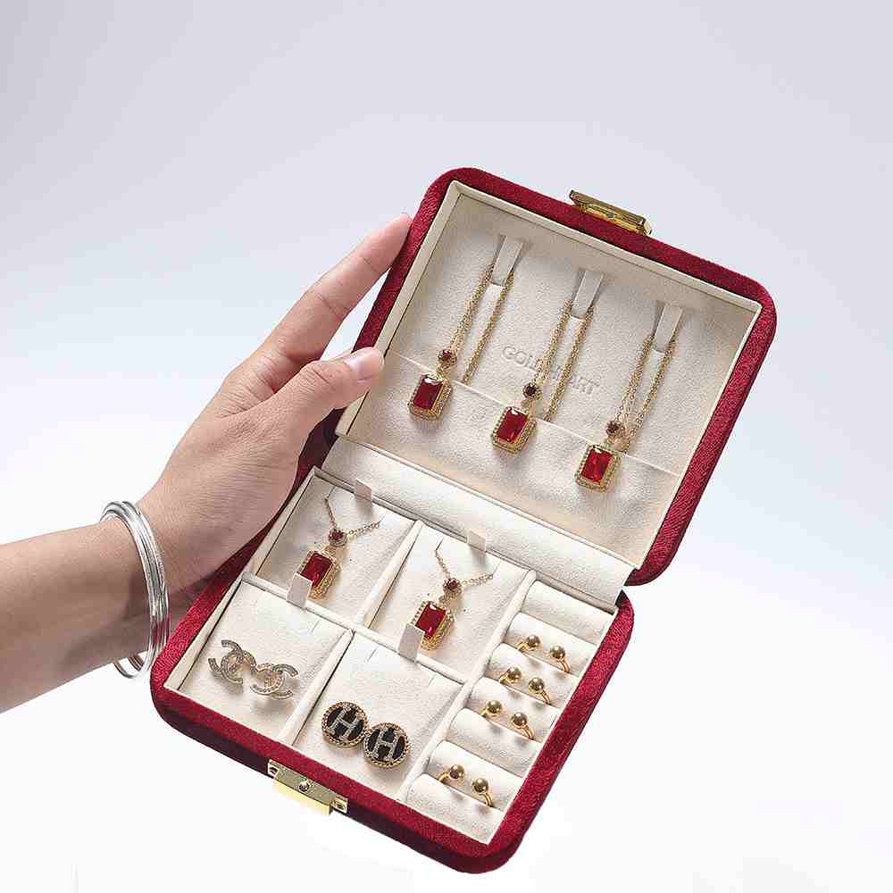 velvet necklace gift box